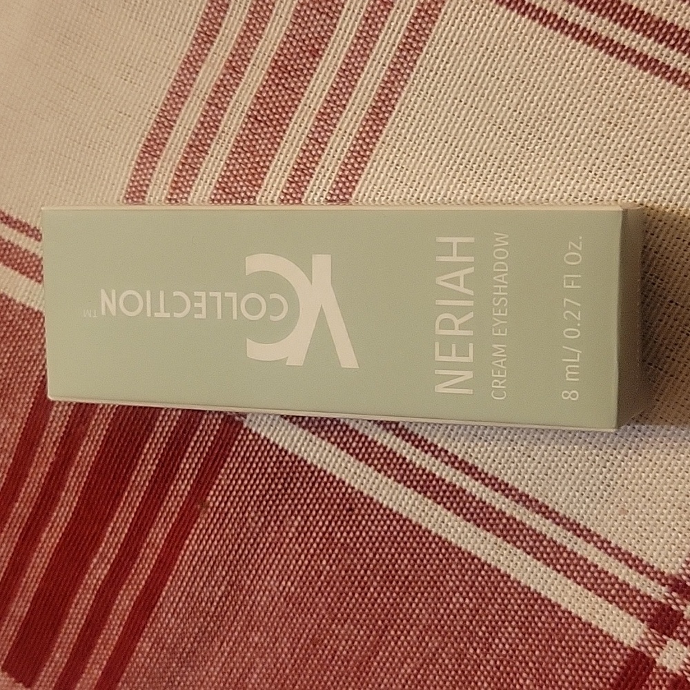 Serial cream eyeshadow nwt